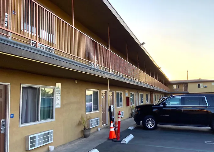 Robinhood Motel Anaheim West